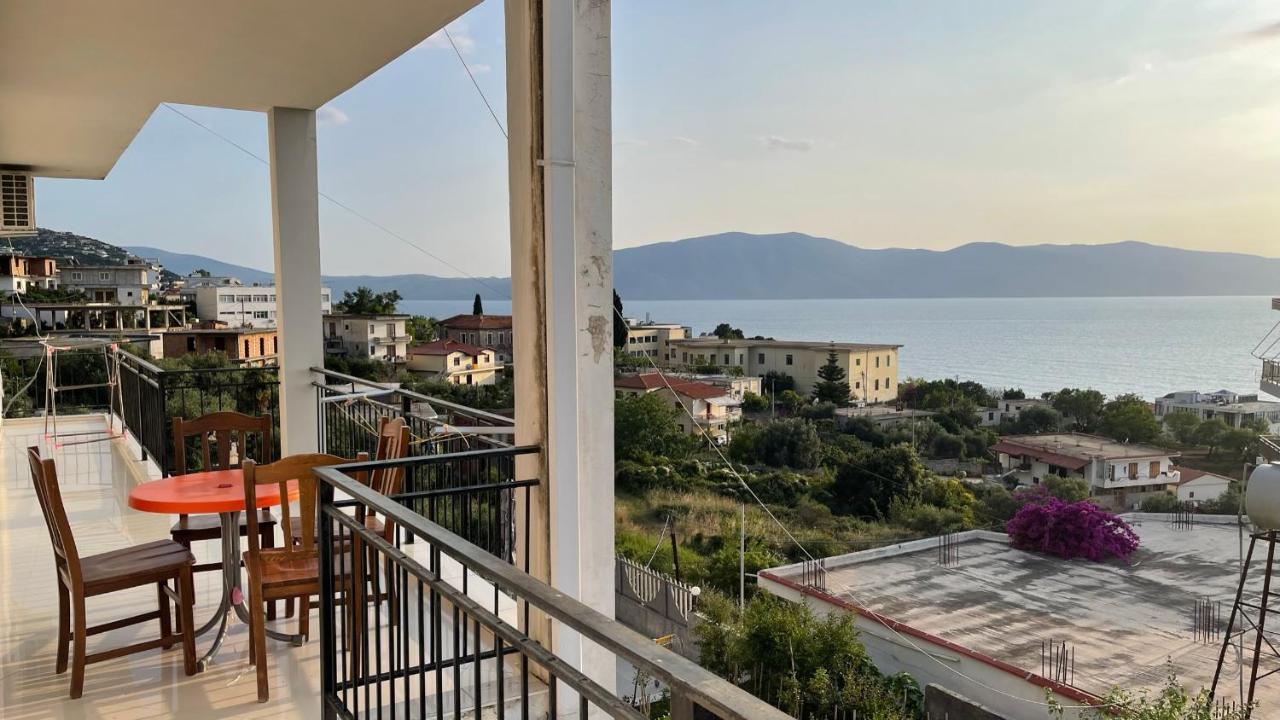 Kondo Stays - Azure Apartments Vlore Exterior photo