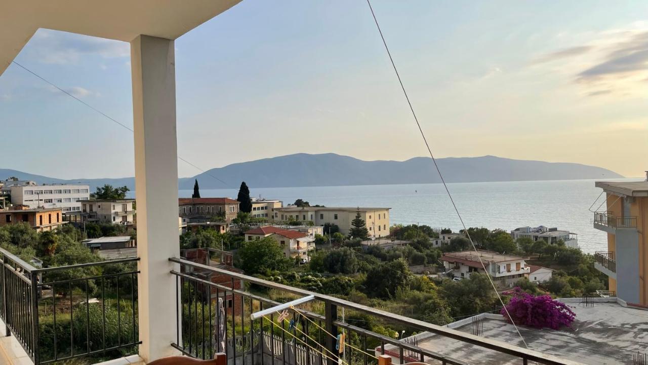 Kondo Stays - Azure Apartments Vlore Exterior photo